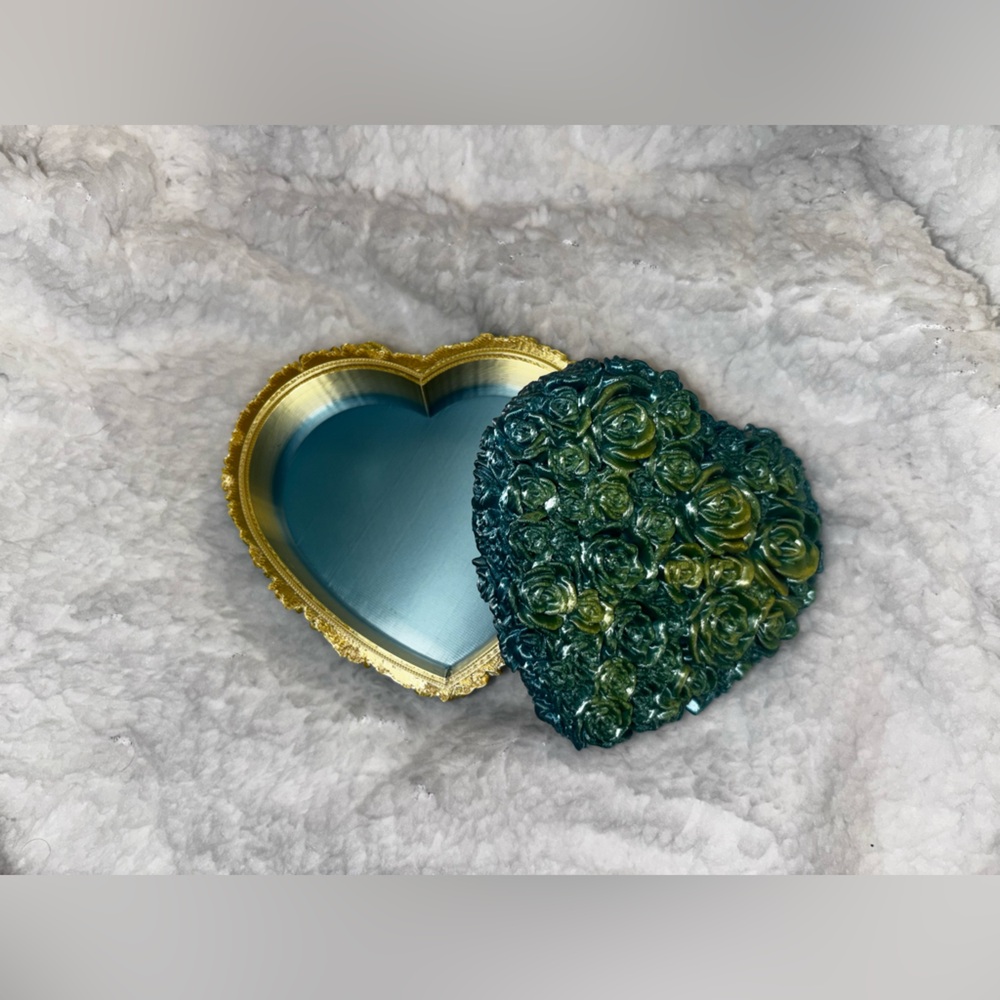 Rose Petal Heart Container